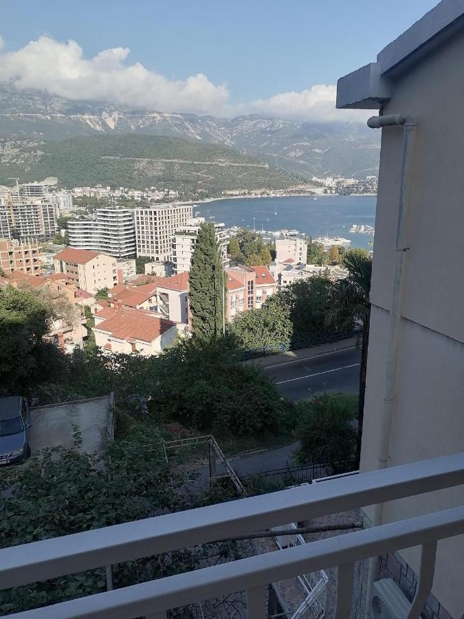 Guest House Garden Budva Bagian luar foto