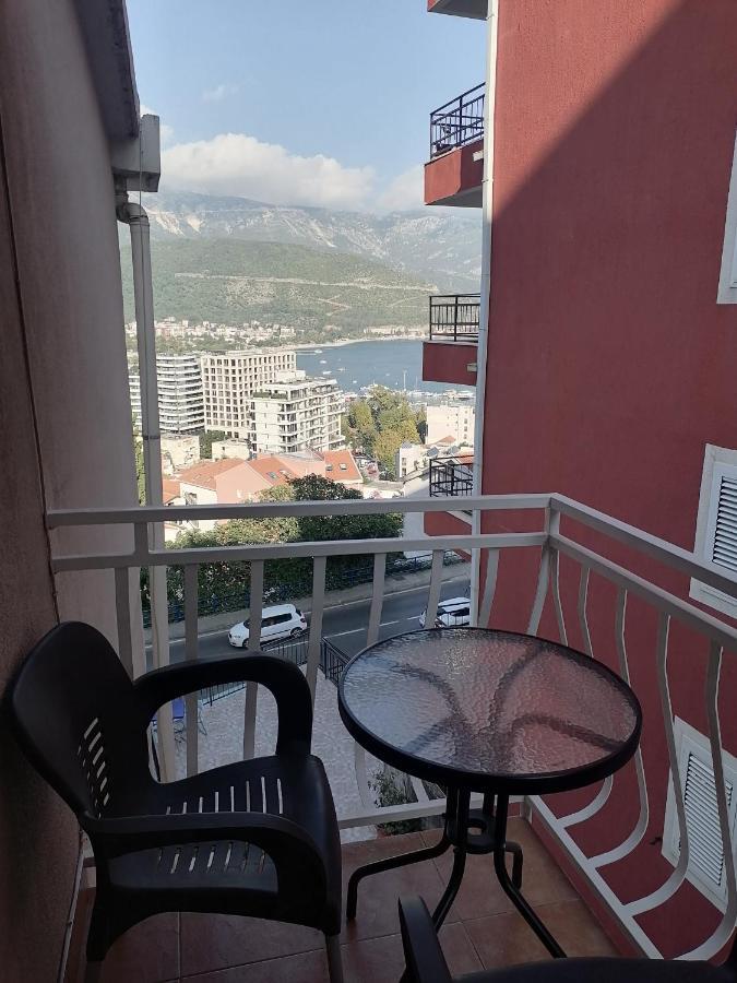 Guest House Garden Budva Bagian luar foto