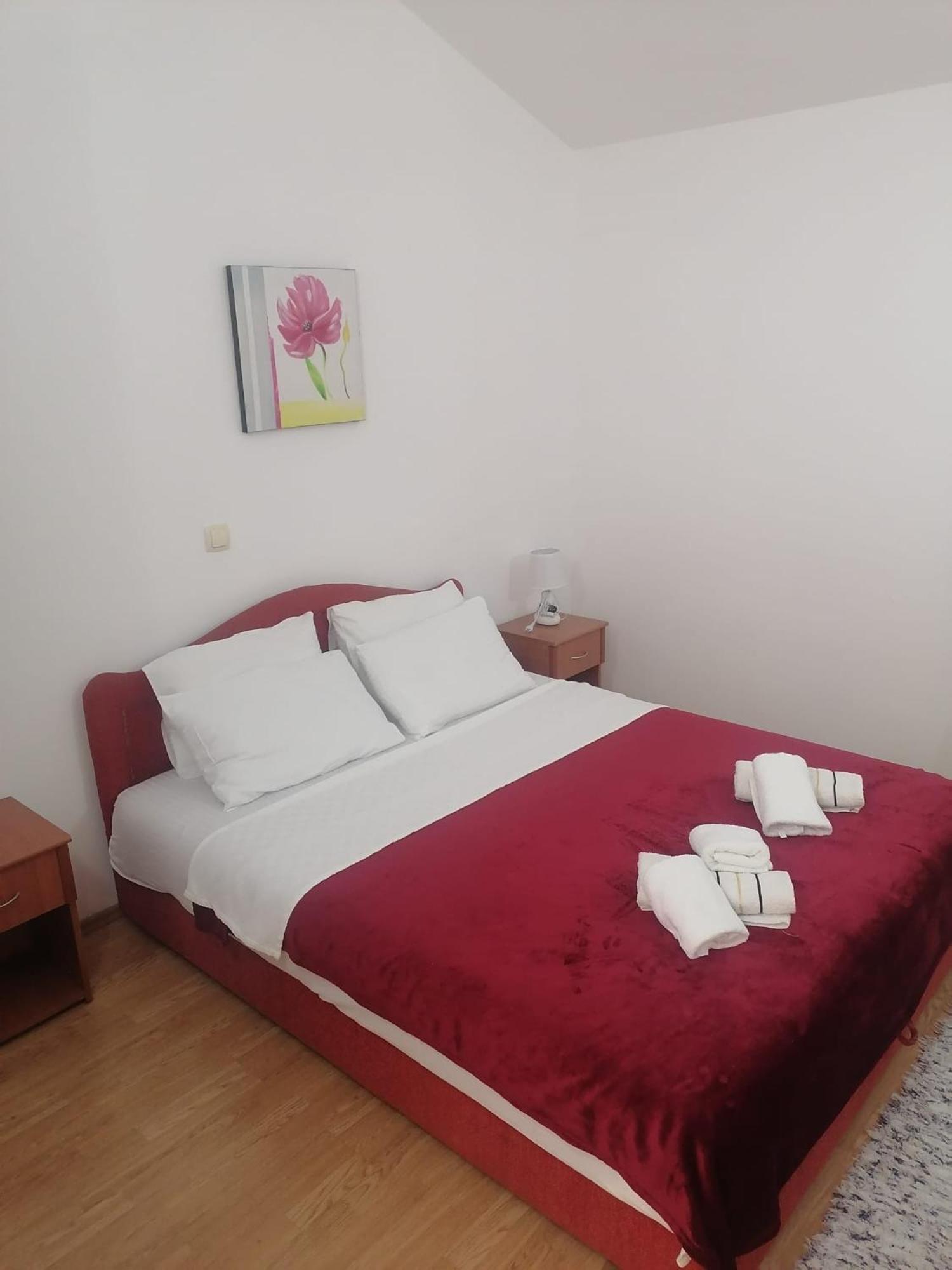 Guest House Garden Budva Bagian luar foto