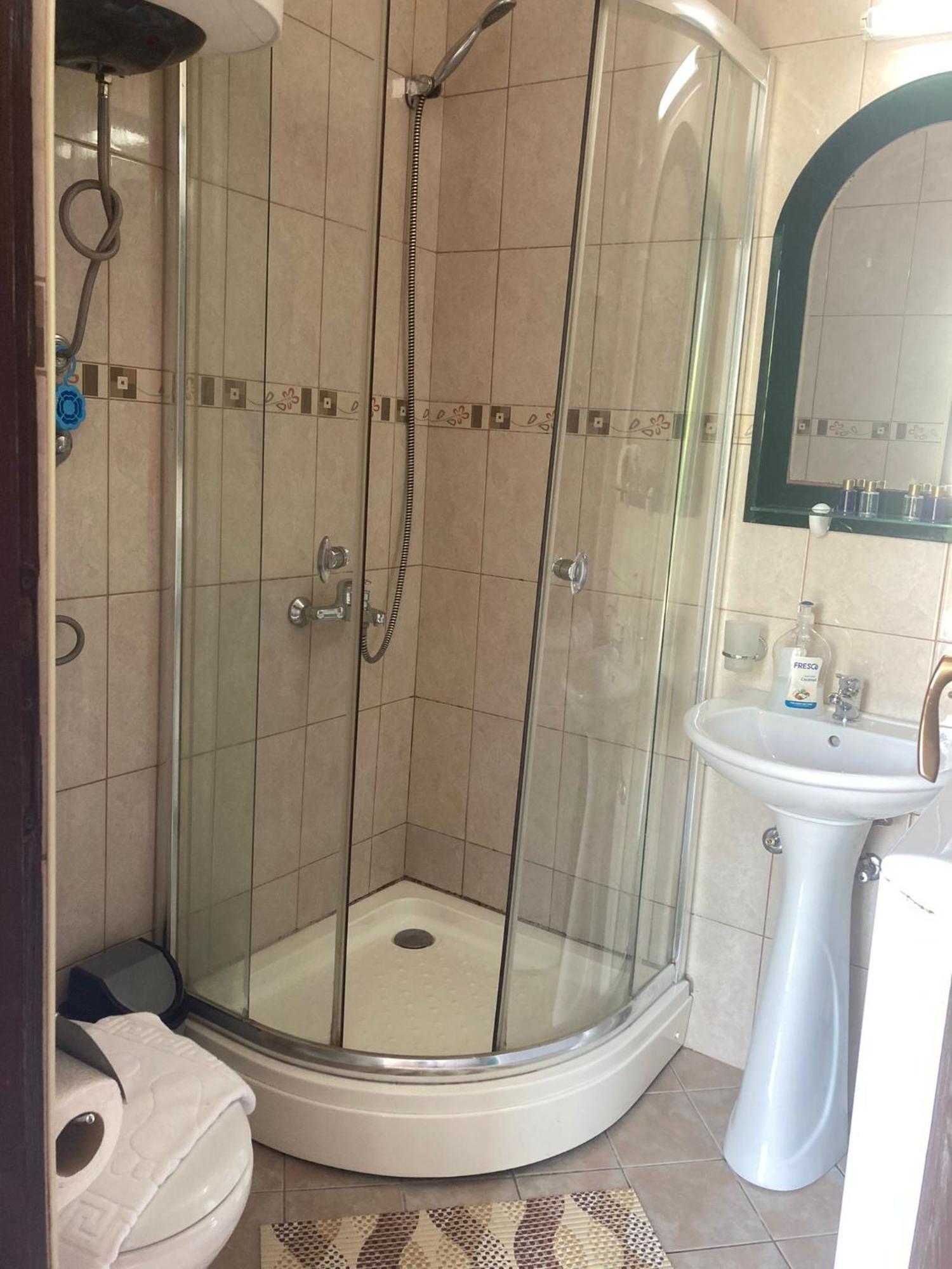 Guest House Garden Budva Bagian luar foto